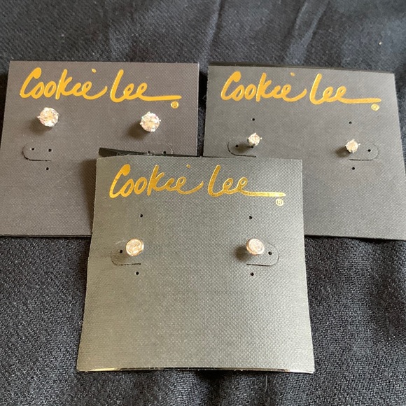 Cookie Lee cubic zirconia earrings - Picture 1 of 4